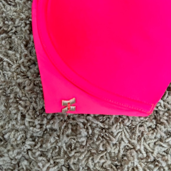 savage x fenty bras. - Picture 5 of 6